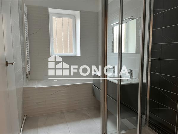 Location Appartement 6 pièces 176 m² - 45 BOULEVARD D'ANVERS Strasbourg 67000
