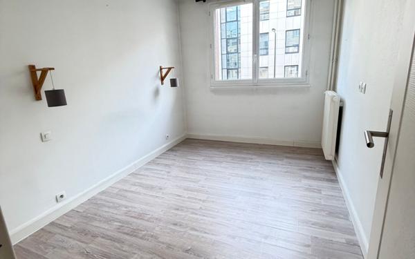 Appartement à louer    1 pièce •  Boulogne-Billancourt