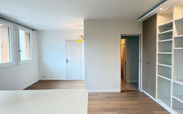 Appartement à louer    1 pièce •  Boulogne-Billancourt