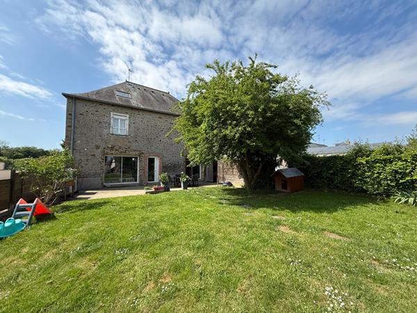 Maison Quelaines Saint Gault 190 m2 - 7 chambres