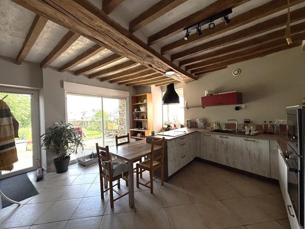 Maison Quelaines Saint Gault 190 m2 - 7 chambres