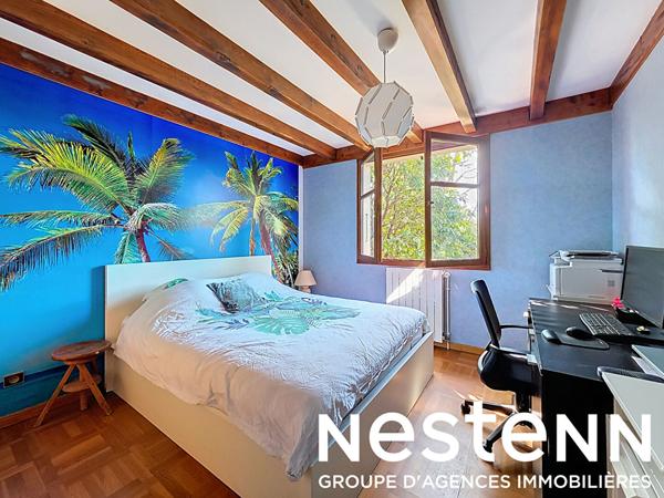 Maison 4 pièces avec piscine à vendre à Genas - Centre Azieu - Terrain 850m²