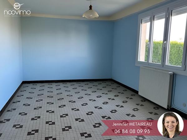 Maison ancienne à rénover avec grand garage et belle dépendance