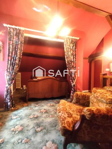 Maison 2 chambres, garage et beau terrain