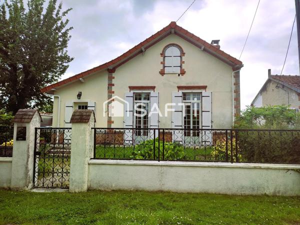 Maison 2 chambres, garage et beau terrain