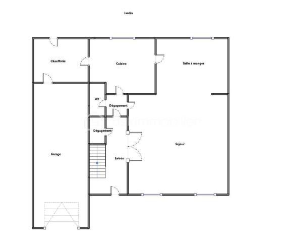 Dans l'un des secteurs les plus recherchés de Conches-sur-Gondoire, découvrez ce charmant pavillon familial de 115 m² parfaitement entretenu, édifié sur une agréable parcelle de 362 m² au calme et sans vis à vis.

Dès l'entrée, vous serez séduits par ses volumes généreux et sa luminosité. 
Le rez-de-chaussée offre un bel espace de vie traversant de 33 m², baigné de lumière grâce à sa double exposition, idéal pour partager de précieux moments en famille ou entre amis. 
La cuisine indépendante, aménagée et équipée, pourra selon vos souhaits facilement être ouverte sur le séjour afin de créer une vaste pièce de vie moderne et conviviale.

Vous trouverez également à ce niveau un WC indépendant, un cellier pratique ainsi qu'un grand garage double de 24 m².

À l'étage, le palier dessert quatre belles chambres avec placards intégrés, offrant à chacun son espace de confort. Une salle de bains, une salle d'eau et un second WC complètent parfaitement l'espace nuit.

À l'extérieur, le jardin entièrement clos entoure la maison et invite à la détente. Vous profiterez d'une superbe terrasse carrelée de 40 m² exposée plein sud, équipée d'un store banne électrique, idéale pour les repas estivaux. Un barbecue maçonné et un abri fermé viennent compléter les prestations extérieures.

Les atouts qui font la différence :

✅ Quartier calme et très recherché
✅ 4 chambres avec rangements
✅ Séjour traversant lumineux
✅ Garage double de 24 m²
✅ Terrasse plein sud de 40 m²
✅ Barbecue maçonné
✅ Chaudière à condensation Viessmann
✅ Huisseries PVC de qualité

Côté transports, un bus permet de rejoindre la gare RER A de Bussy-Saint-Georges en seulement 11 minutes et la gare de Lagny-Thorigny en 15 minutes.

Vous apprécierez également la proximité immédiate des écoles, des commerces de proximité et des espaces naturels de la vallée de la Gondoire, parfaits pour les promenades, le sport et les moments de détente en pleine nature.

🏡 Une maison chaleureuse, fonctionnelle et parfaitement adaptée à la vie de famille. Une visite suffira pour vous projeter !

📞 Contactez-moi dès aujourd'hui pour organiser votre découverte de ce bien.