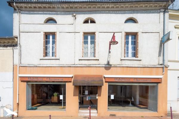 Maison à vendre |  Salles |  3 pièces | 140 m²