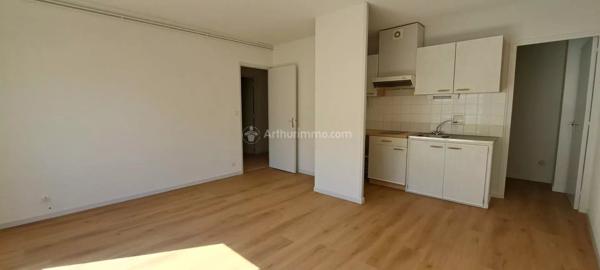 Location Appartement 2 pièces 45 m2 à Carmaux