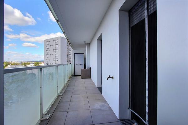 Appartement Asnieres Sur Seine - 3 pièces - 63.9O m2