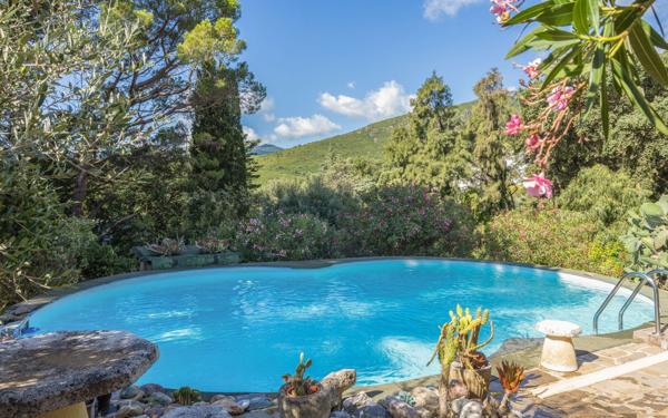 Maison à vendre    5 pièces • 143 m2 Brando