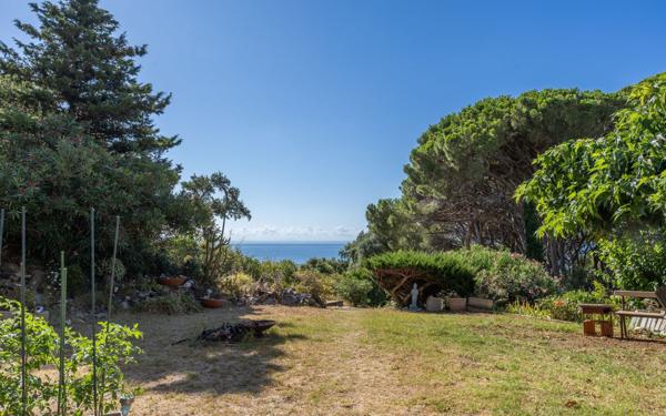 Maison à vendre    5 pièces • 143 m2 Brando