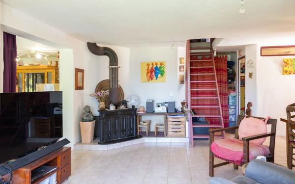 Maison à vendre    5 pièces • 143 m2 Brando