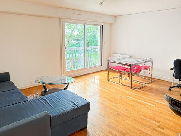 Charmant 2 pièces de 55 m² avec balcons et parking - Calme absolu PARIS 12