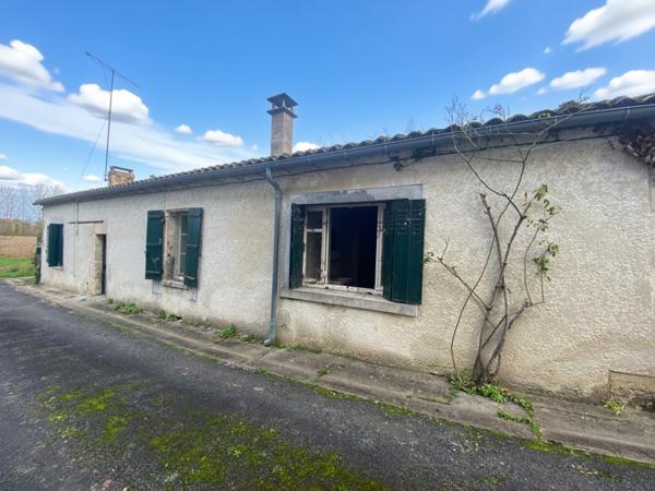 Bourg de Mosnac : Maison à rénover