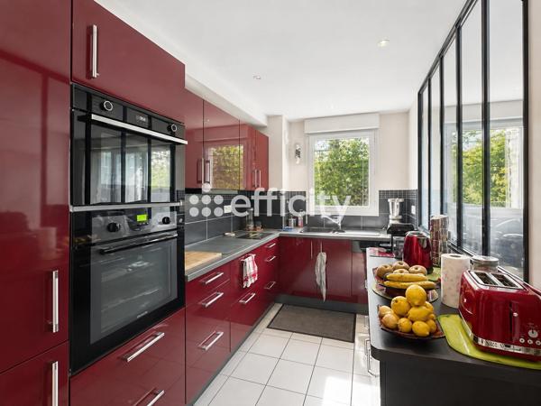Appartement
         3 pièces
        - 64 m² Exclusivité 430 000 € *