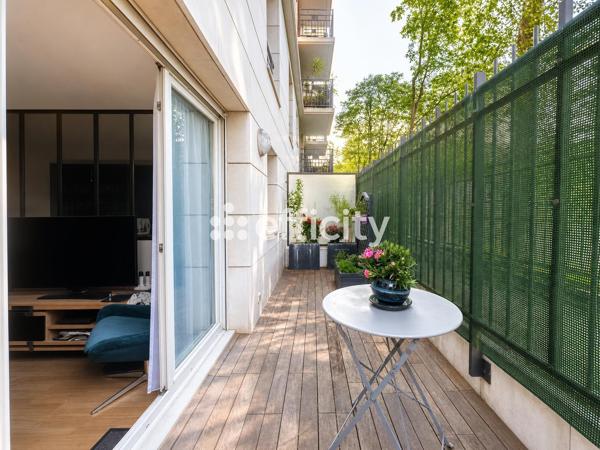 Appartement
         3 pièces
        - 64 m² Exclusivité 430 000 € *