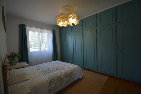 Propriété GRANGE + MAISON + GARAGES + PISCINE proche de LA ROCHEFOUCAULD EN ANGOUMOIS (16)