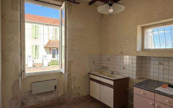 Maison à vendre    2 pièces •  Castillon-de-Castets