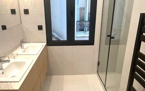 Appartement à vendre    4 pièces • 64,38 m2 Vincennes