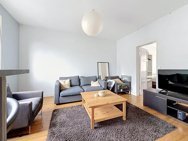 A Vendre Appartement Angers 2 pièces 44 m2, Doutre, balcon, grenier et place de parking