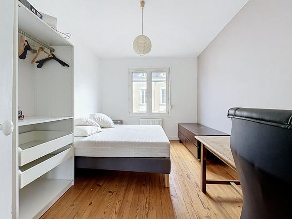 A Vendre Appartement Angers 2 pièces 44 m2, Doutre, balcon, grenier et place de parking