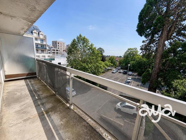 Studio rénové avec balcon et stationnement – Nantes Saint-Donatien