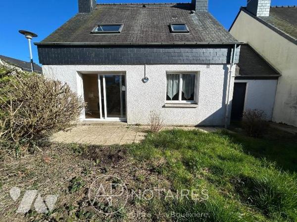 SOUS OFFRE
Centre ville de LIFFRE, dans un lotissement paisible, maison de 93 m² comprenant
U...