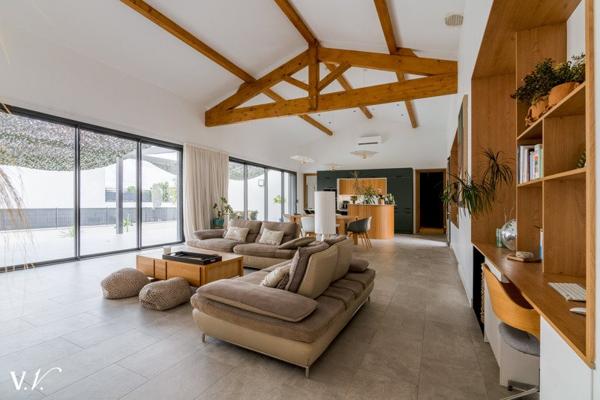 Maison à vendre 960 000 € Gragnague 5 p 187 m² DPE A