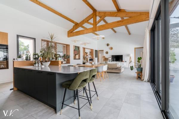 Maison à vendre 960 000 € Gragnague 5 p 187 m² DPE A