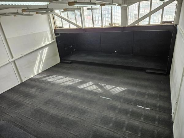 Local/bureau à vendre LES ABYMES (971)