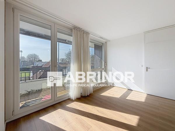 NOUVEAU BROUBAIX - T4 dans une résidence sécurisée - Terrasse - Cave et garage. ROUBAIX