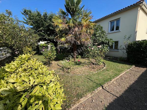 A VENDRE LAROQUE D OLMES grande Maison familiale avec atelier