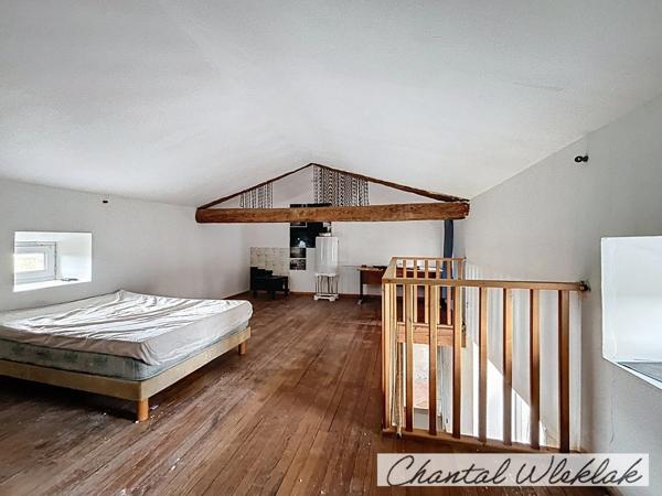 Maison en pierre à vendre corps de ferme à AUBENAS (07) - Terrain plat 1,4 ha