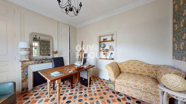 Maison spacieuse à vendre à Luynes - 6 chambres et jardin !