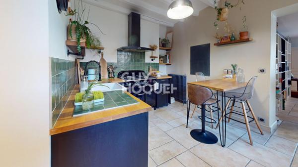 Maison spacieuse à vendre à Luynes - 6 chambres et jardin !