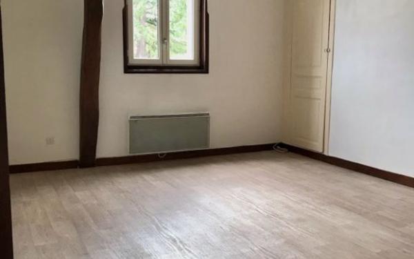 Appartement à louer    2 pièces • 34 m2 Tours