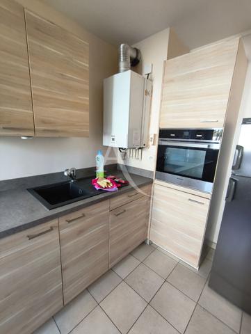 Pau,Appartement ,séjour double et 2 chambres,parking,ascenseur