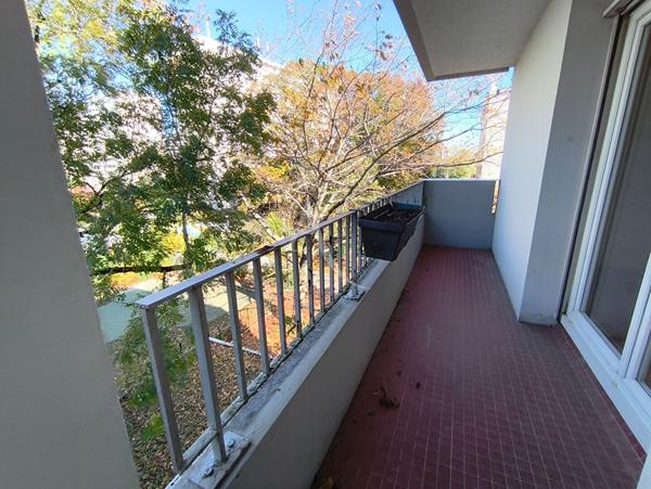Pau,Appartement ,séjour double et 2 chambres,parking,ascenseur