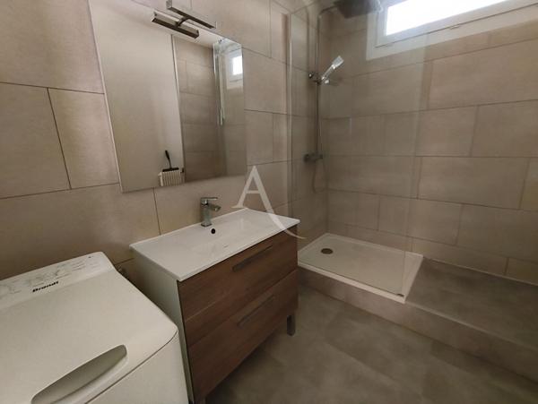 Pau,Appartement ,séjour double et 2 chambres,parking,ascenseur