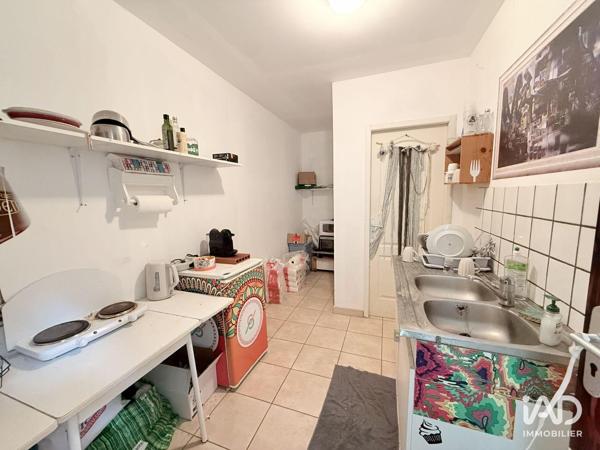 Location local d’activité 250 m² Aiglun