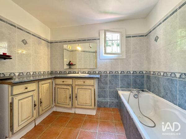 Maison à vendre 5 pièces 112 m² Solliès-Toucas