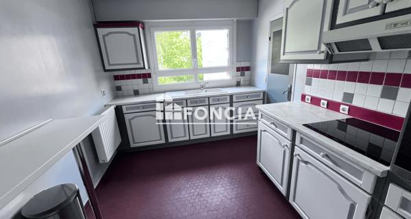 Location Appartement 3 pièces 72.4 m² - Yerres 91330