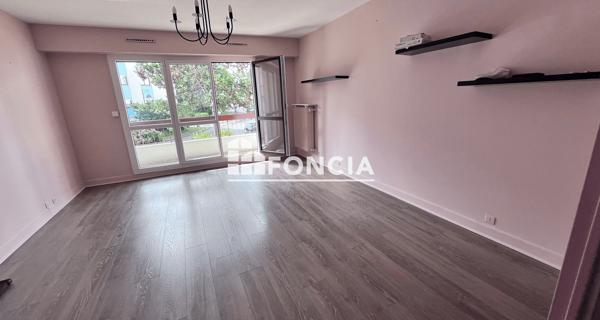 Location Appartement 3 pièces 72.4 m² - Yerres 91330