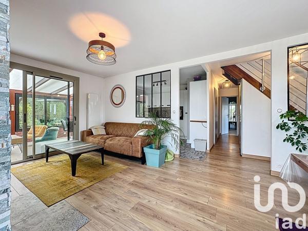 Maison 5 pièces de 136 m² à Préaux (76160)