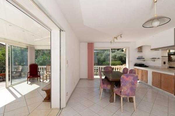 Maison familiale avec dépendance
