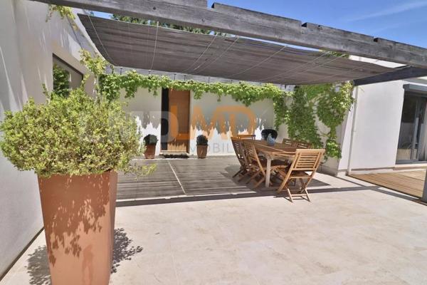 Propriété de 280m2 à Pujaut dans le Gard