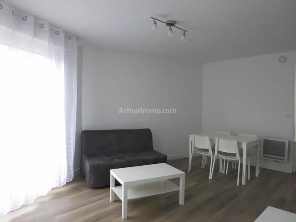 Location Appartement 2 pièces 37 m2 à Melesse