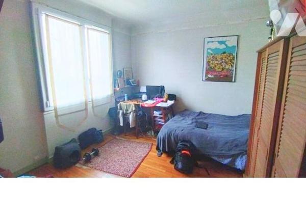 THIAIS - A 2 PAS DES COMMERCES - A 700m de la Mairie - A 10MIN A PIED DU RER