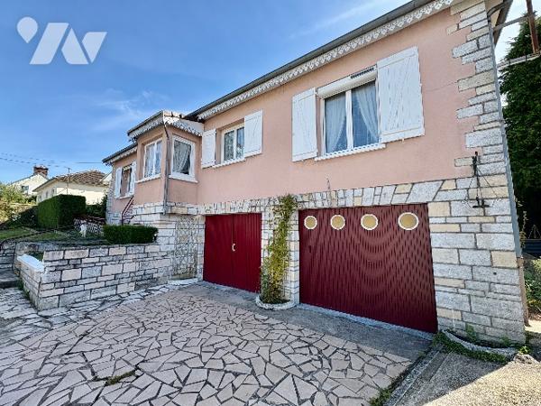 PAVILLON 5 PIECES AVEC DOUBLE GARAGE ET BEAU JARDIN