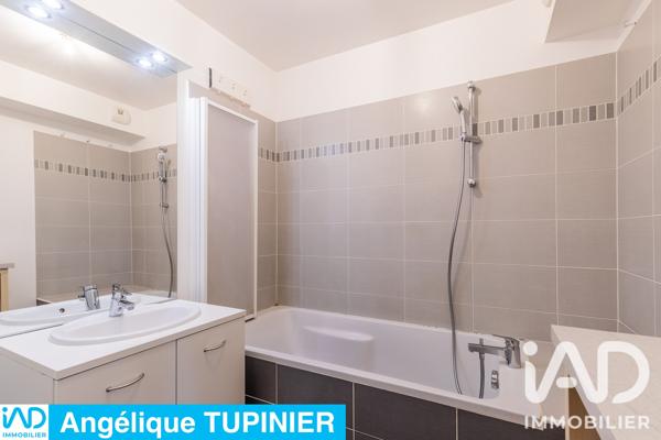 Appartement à vendre 3 pièces 57 m² Sainte-Geneviève-des-Bois
